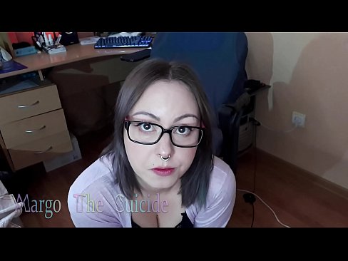❤️ Нүдний шилтэй тачаангуй охин камер дээр Шодойг гүн хөхөж байна ❌ Шууд гэдсээр порно манайд ❌️❤